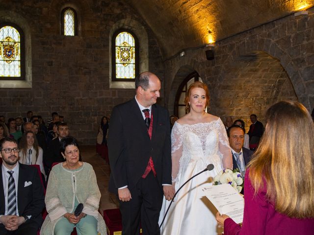 La boda de Aitor y Judith en Pamplona, Navarra 16