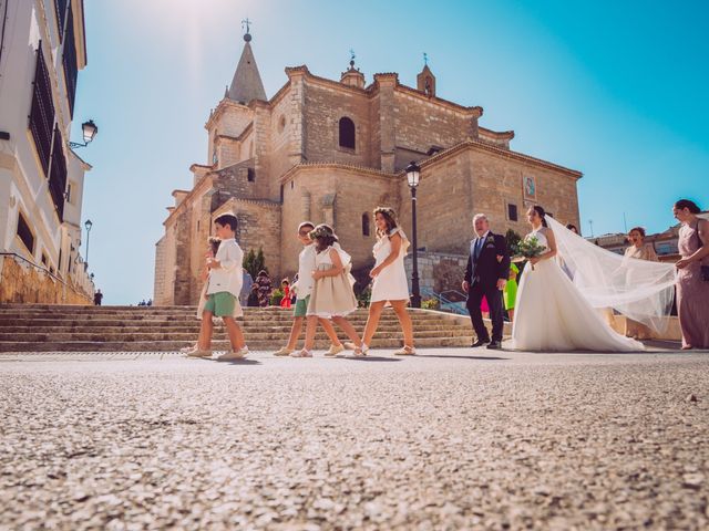 La boda de Carmen y Rubén en Villarrobledo, Albacete 16