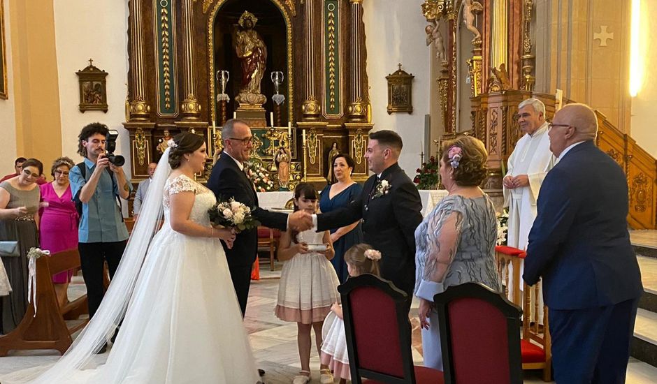 La boda de Juan Antonio  y Miriam en Alhama De Murcia, Murcia