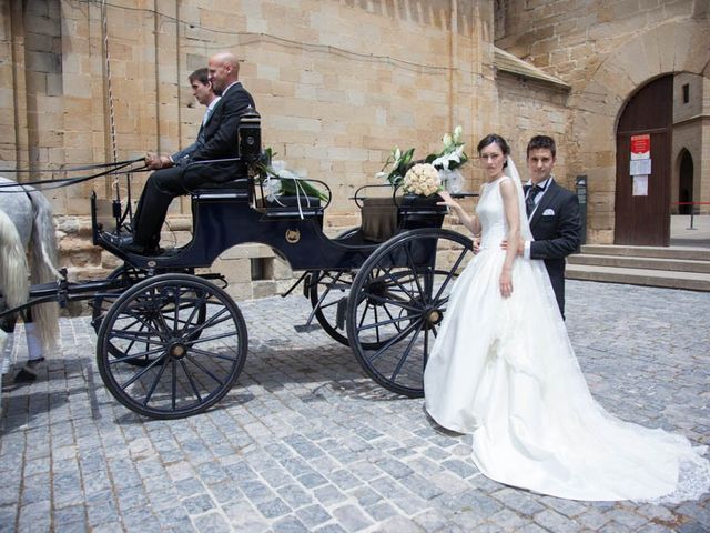 La boda de Javier y Ana en Olite, Navarra 2