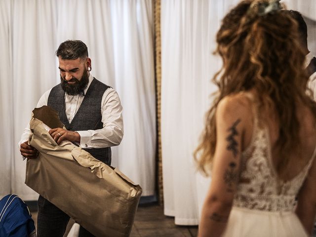 La boda de Cristina y Adrián en Sariñena, Huesca 24