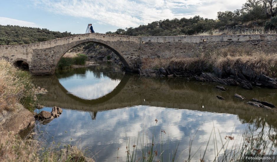 La boda de Cristina y Santi en La Cumbre, Almería