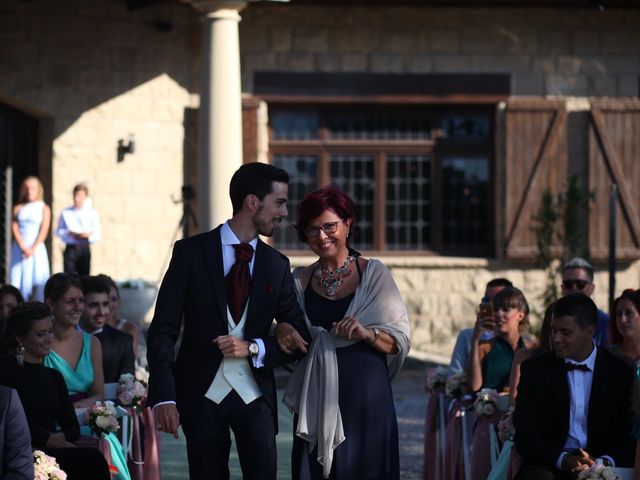 La boda de Verónica  y Javier en Castellar Del Valles, Barcelona 21