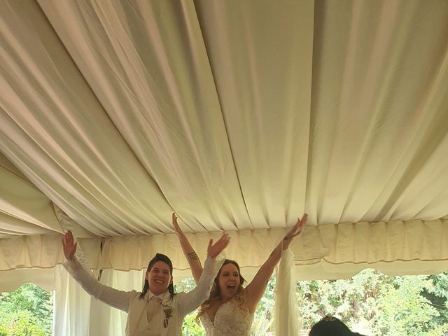 La boda de Aroa  y Yvonne en Palau De Plegamans, Barcelona 8