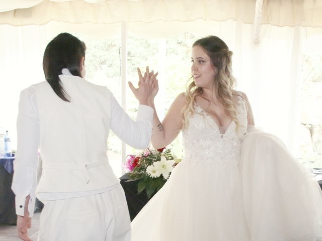 La boda de Aroa  y Yvonne en Palau De Plegamans, Barcelona 9