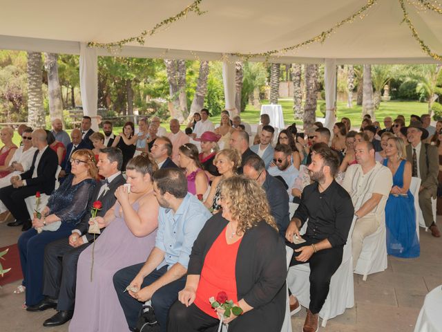 La boda de Antonio y Monica en Sant Vicenç De Montalt, Barcelona 13