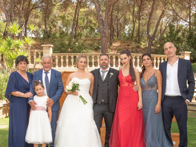 La boda de Antonio y Monica en Sant Vicenç De Montalt, Barcelona 52