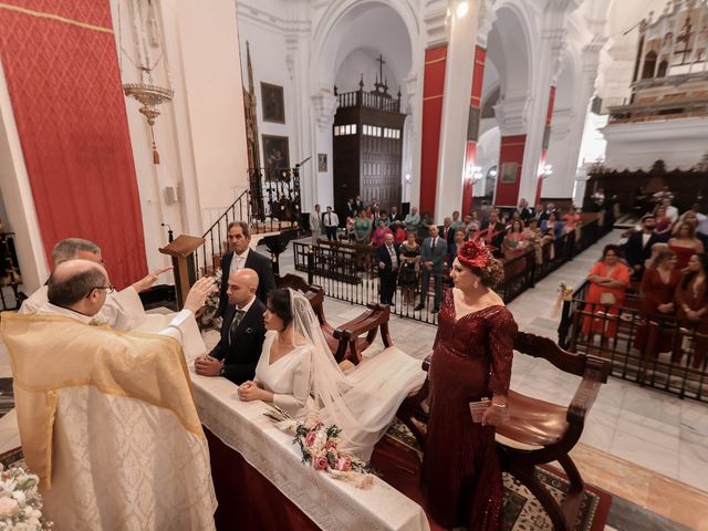La boda de Rafa y Rosa en Las Cabezas De San Juan, Sevilla 34