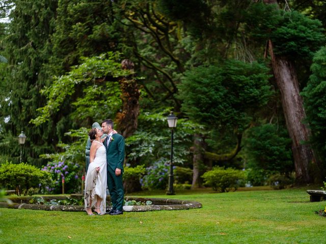 La boda de Rubén y Lia en Soutomaior, Pontevedra 32