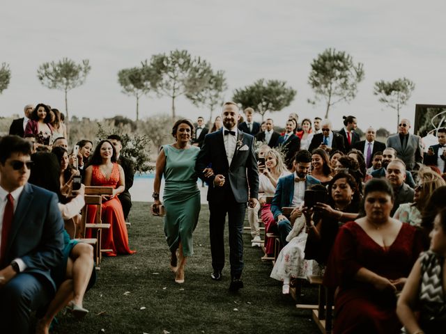 La boda de Metqal y Fiorella en Pueblo Los Cerralbos, Toledo 34