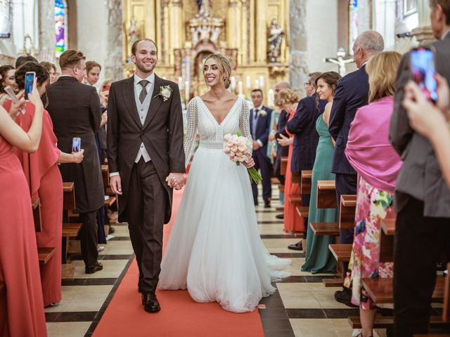 La boda de Beatriz y Marius en Jarandilla, Cáceres 34