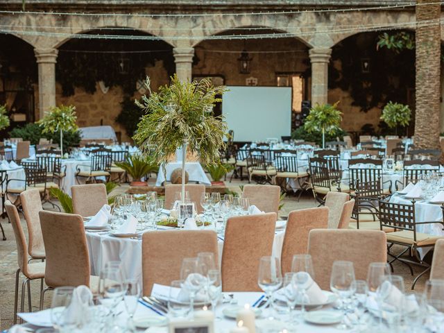 La boda de Beatriz y Marius en Jarandilla, Cáceres 59