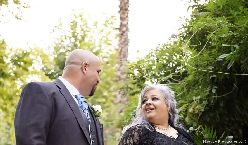 La boda de Teo y Alma en Talayuela, Cáceres