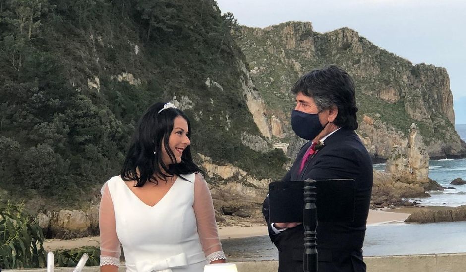 La boda de Sergio y Natalia en La Franca, Asturias