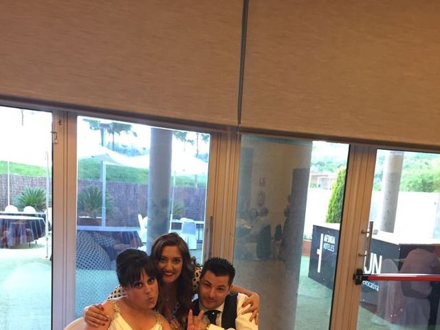 La boda de Tony y Azahara  en Terrassa, Barcelona 9