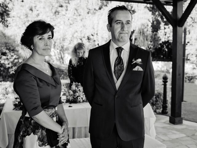 La boda de Raul y Noelia en Alhaurin De La Torre, Málaga 17