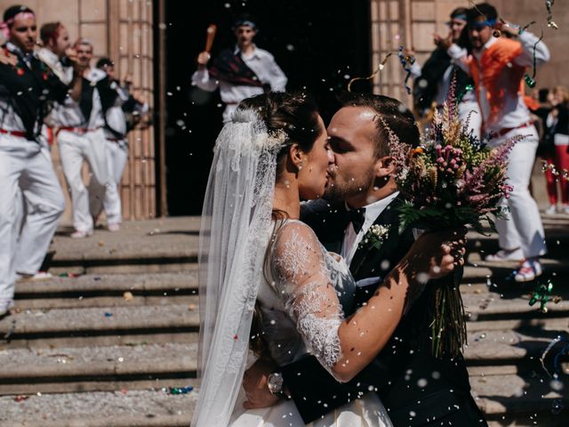 La boda de Neil y Raquel en Burgos, Burgos 27