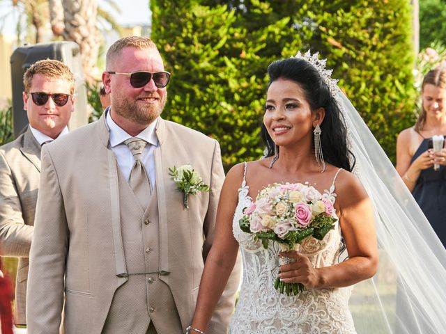 La boda de Cristoffer y Rosa en Ciudad Quesada, Alicante 28