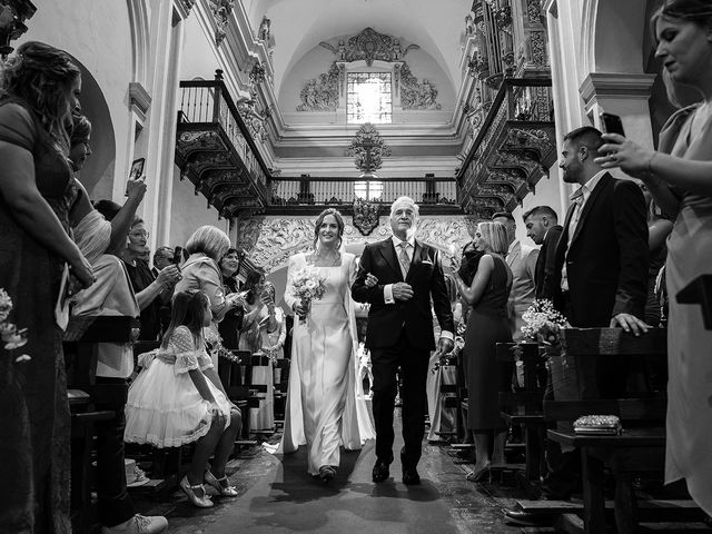 La boda de Diego y Adriana en Villafranca, Navarra 13