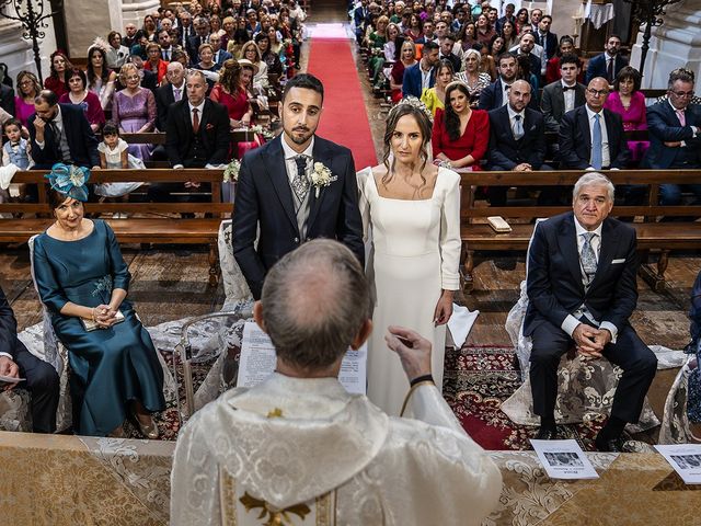 La boda de Diego y Adriana en Villafranca, Navarra 16