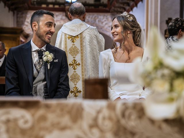 La boda de Diego y Adriana en Villafranca, Navarra 17