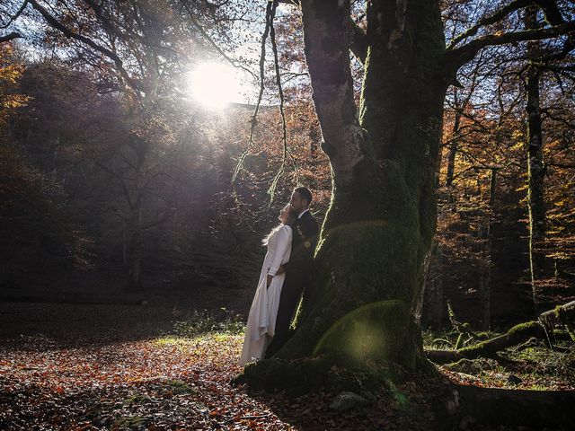 La boda de Diego y Adriana en Villafranca, Navarra 30