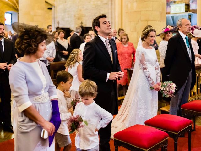 La boda de Iñaki y Lucía en Markina-xemein, Vizcaya 28