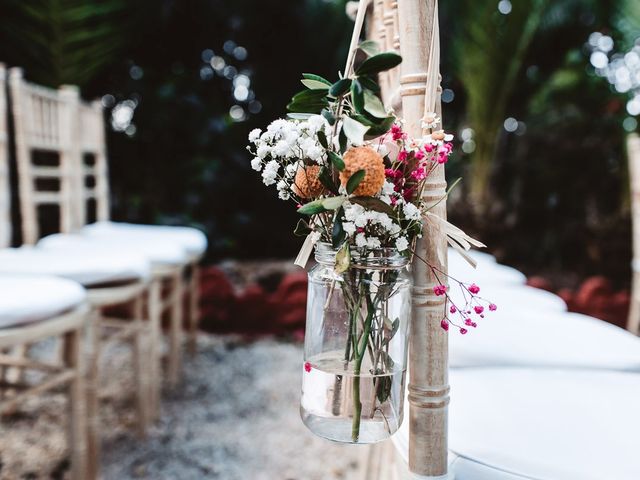 La boda de Maciek y Marisa en Picanya, Valencia 23