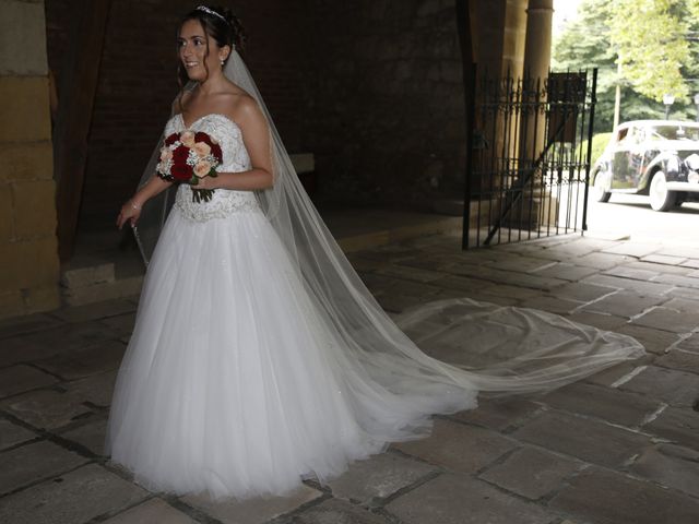 La boda de Borja y Iratxe en Santa Maria De Getxo, Vizcaya 5