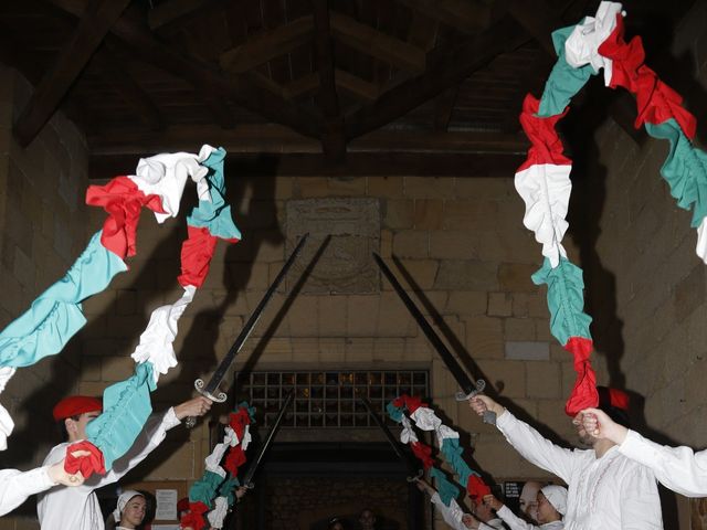 La boda de Borja y Iratxe en Santa Maria De Getxo, Vizcaya 8