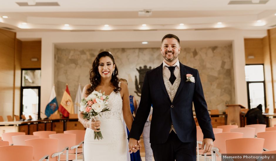 La boda de Javy y Vanesa en Telde, Las Palmas