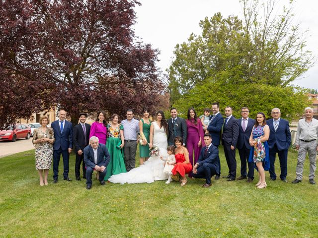 La boda de Javier y Tamara en Piña De Campos, Palencia 16