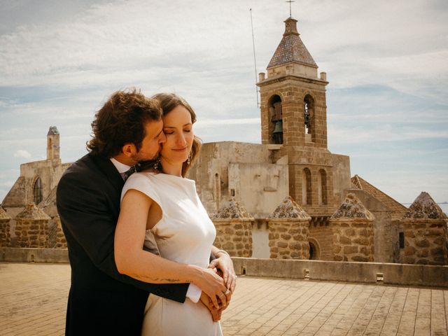 La boda de Siobhan y Manuel en Rota, Cádiz 42