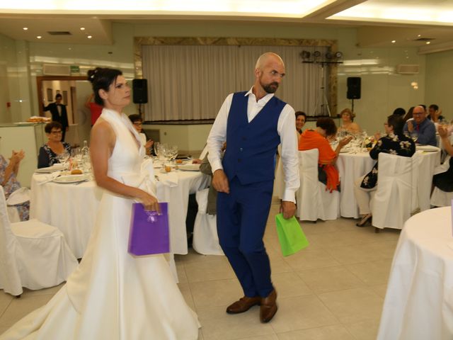 La boda de Marc y Montse en Olot, Girona 20