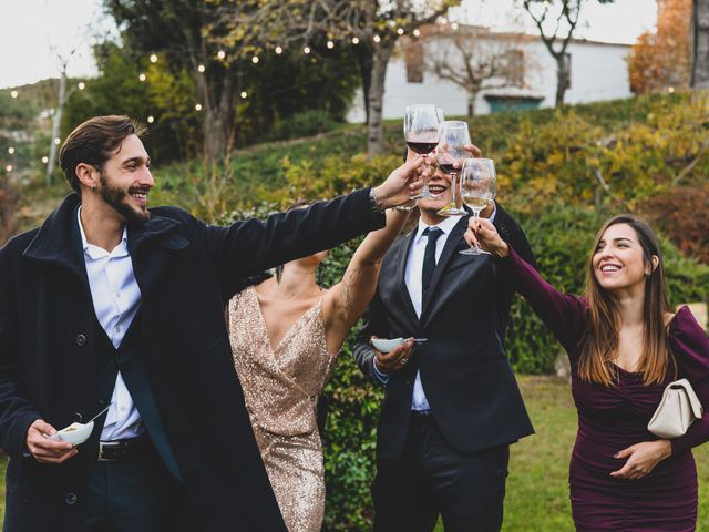 La boda de Sam y Ashe en Riudarenes, Girona 30