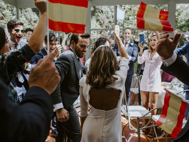 La boda de Agus y Paloma en Madrid, Madrid 22