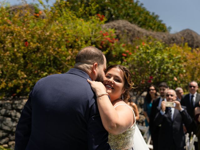 La boda de Rebeca y Cristian en Santa Cruz De Tenerife, Santa Cruz de Tenerife 39