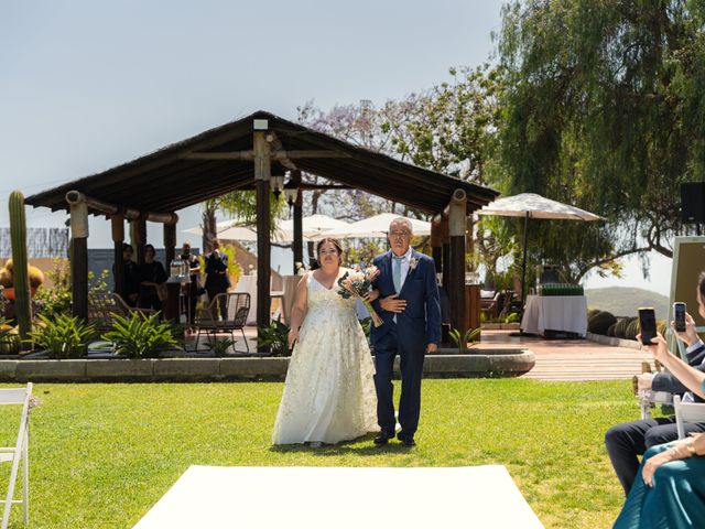 La boda de Rebeca y Cristian en Santa Cruz De Tenerife, Santa Cruz de Tenerife 43