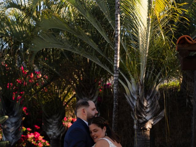La boda de Rebeca y Cristian en Santa Cruz De Tenerife, Santa Cruz de Tenerife 49