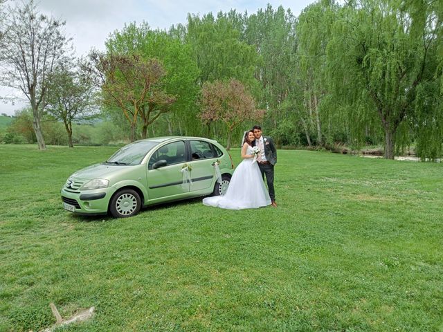 La boda de Milton y Zuleny en Vitoria-gasteiz, Álava 8