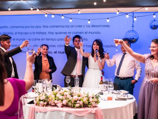 La boda de Milton y Zuleny en Vitoria-gasteiz, Álava 10