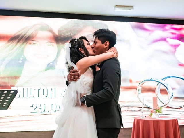La boda de Milton y Zuleny en Vitoria-gasteiz, Álava 20