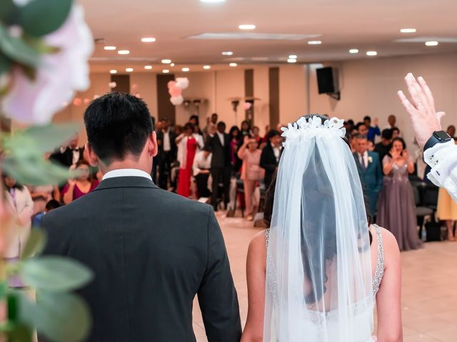 La boda de Milton y Zuleny en Vitoria-gasteiz, Álava 25