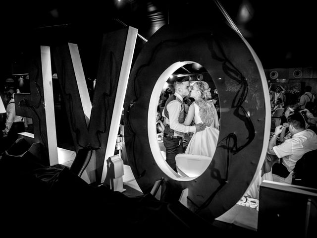 La boda de Manuel y Arancha en Ponferrada, León 32