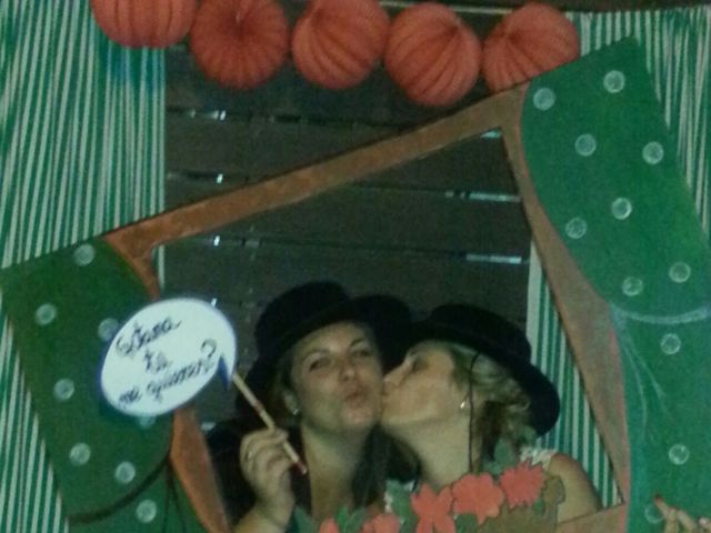 La boda de Dani y Naty  en Canet De Mar, Barcelona 23