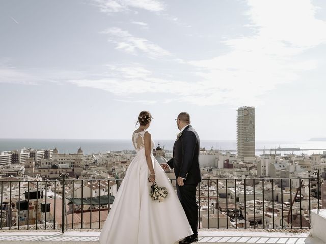 La boda de Jose y Iris en Alacant/alicante, Alicante 1