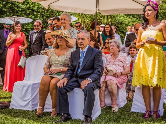La boda de David y Celia en Plasencia, Cáceres 28