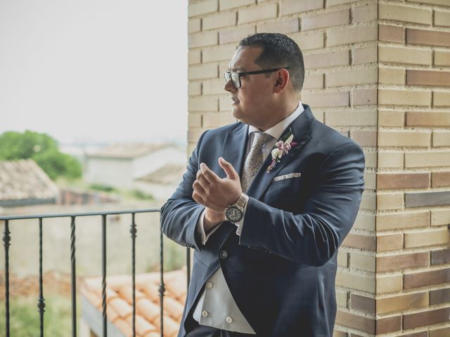 La boda de Jesús y Jennifer en Berlanga De Duero, Soria 2