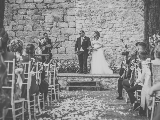 La boda de Jesús y Jennifer en Berlanga De Duero, Soria 8