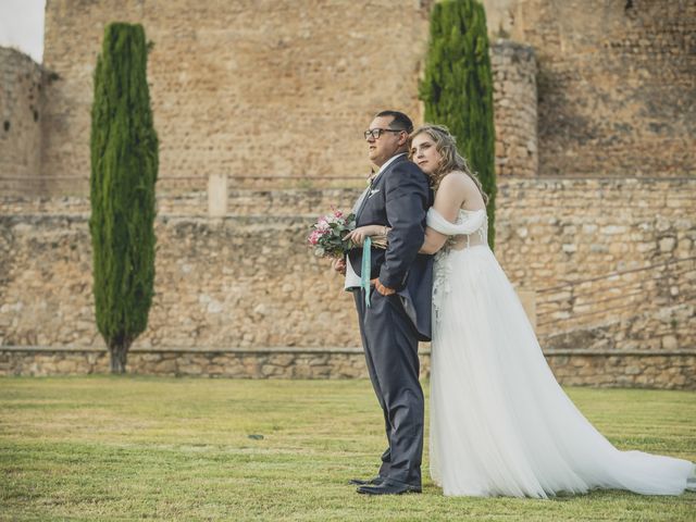 La boda de Jesús y Jennifer en Berlanga De Duero, Soria 17